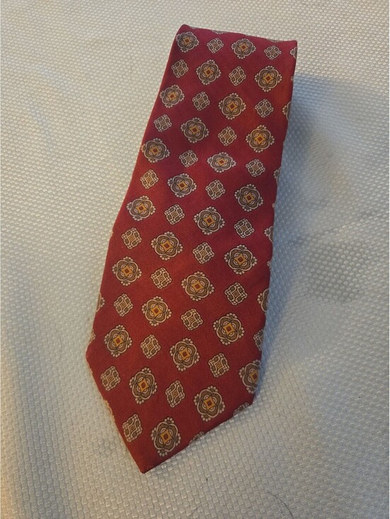 Liberty of London Other - Vintage Liberty of London Silk Tie Burgundy Medallion Pattern